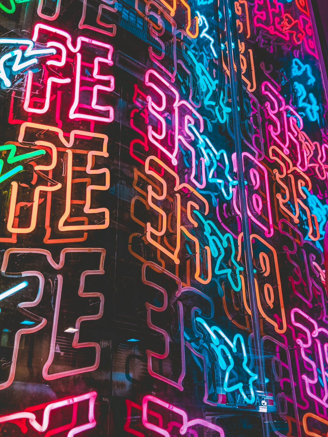 Evolution of neon design